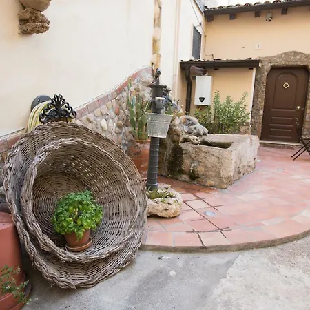 بيت للعطل Il Palazzetto Del Pescatore أوغوستا